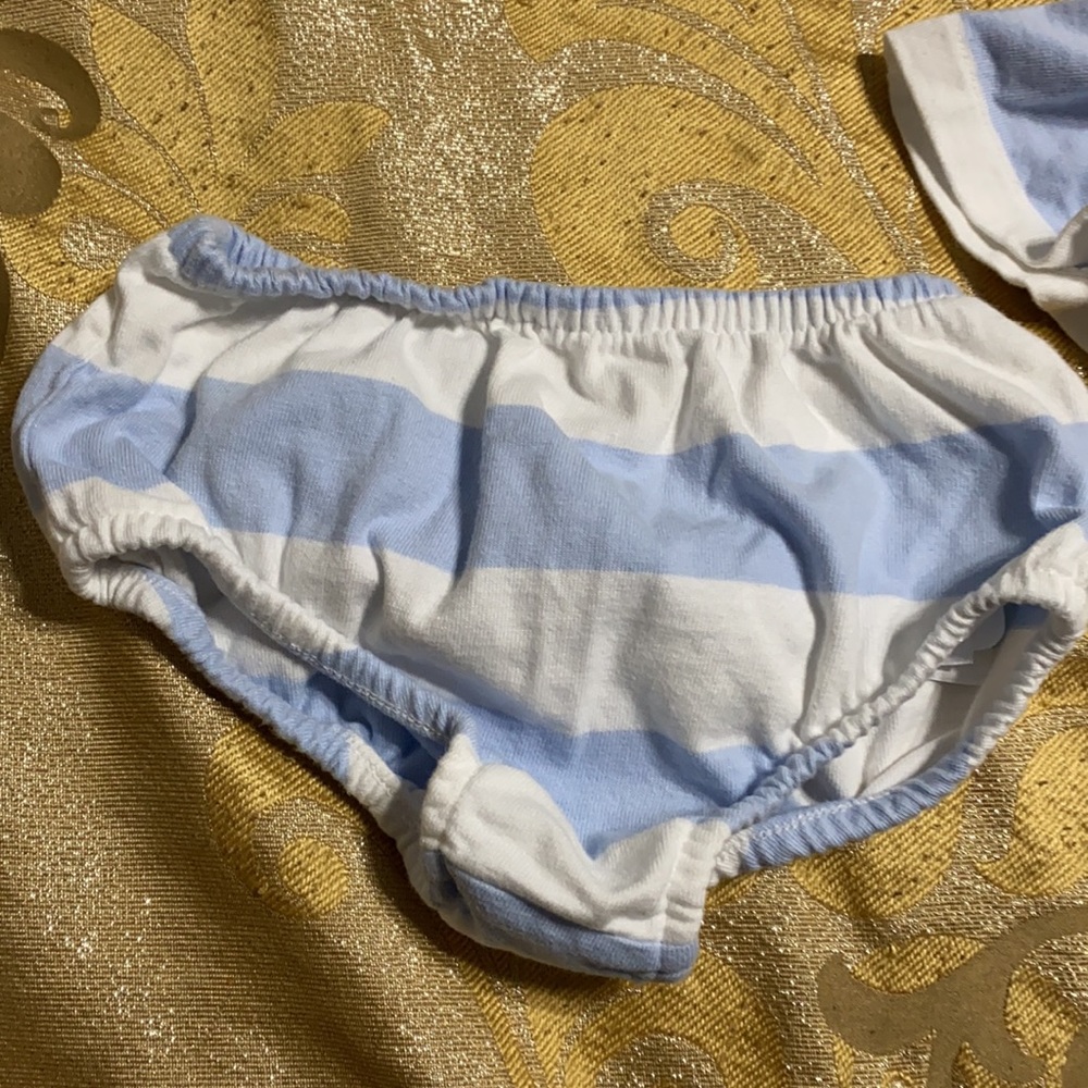 Authentic Ralph Lauren
Girls' Rugby Shirt Romper - Picture 5 of 5